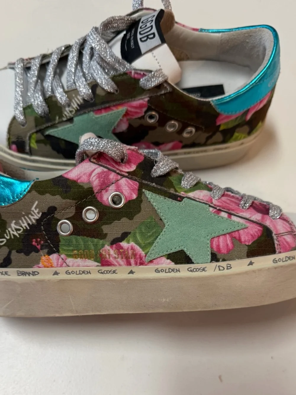 Golden Goose Kids Hi Star Floral Sneakers in Pink, Teal & Silver - Picture 4 of 5